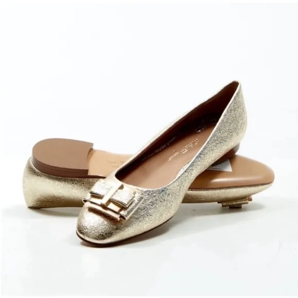 Salvatore Ferragamo Gold Bow Leather Flats Size 8