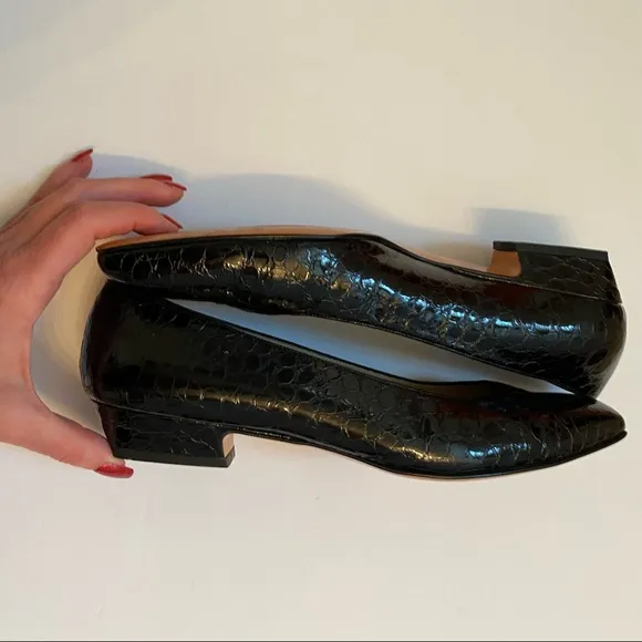 SALVATORE FERRAGAMO HEELS SHOES BLACK LEATHER TEXTURED CROC LOOK SIZE 10 AA