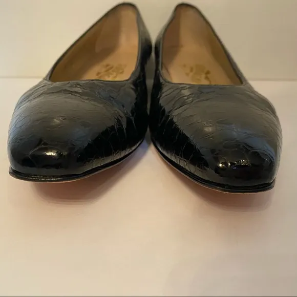 SALVATORE FERRAGAMO HEELS SHOES BLACK LEATHER TEXTURED CROC LOOK SIZE 10 AA