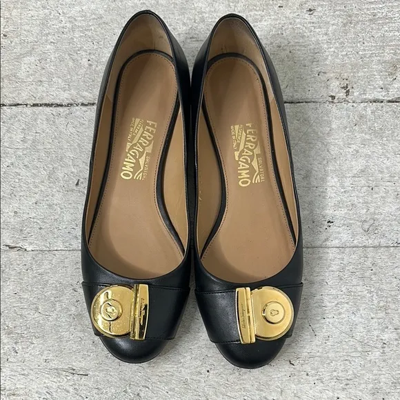 Salvatore Ferragamo Lamb Leather Ballet Flats Size 8
