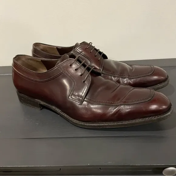 SALVATORE FERRAGAMO Men's Lanier Lace-Up Derby Shoes - Brown Size 10.5
