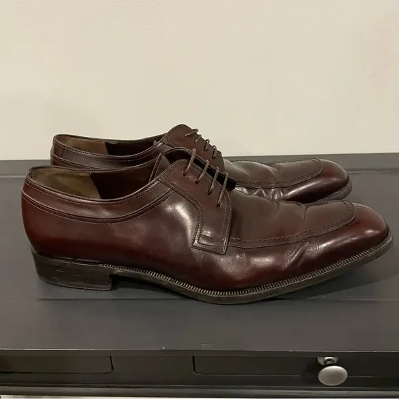 SALVATORE FERRAGAMO Men's Lanier Lace-Up Derby Shoes - Brown Size 10.5
