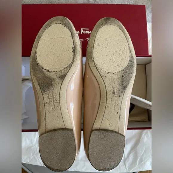 Salvatore Ferragamo Patent leather Flats