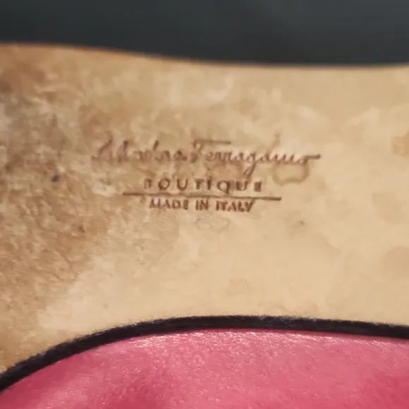 Salvatore Ferragamo Pink Leather Ballet Flats