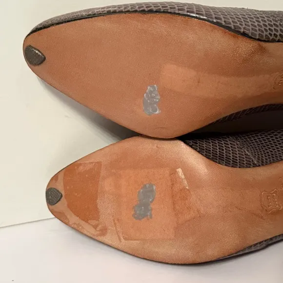SALVATORE FERRAGAMO SHOES HEEL GRAY LEATHER PUMPS ITALY LUXURY SIZE 7.5 C NEW