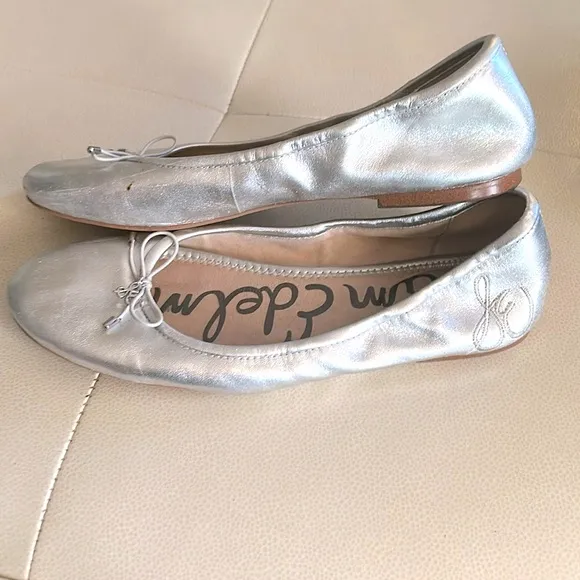 Sam Edelman Felicia silver ballet flats, size 9