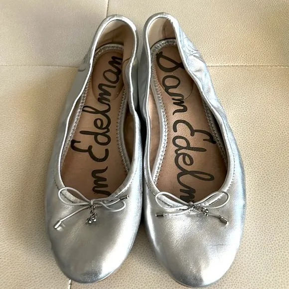 Sam Edelman Felicia silver ballet flats, size 9
