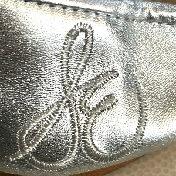 Sam Edelman Felicia silver ballet flats, size 9