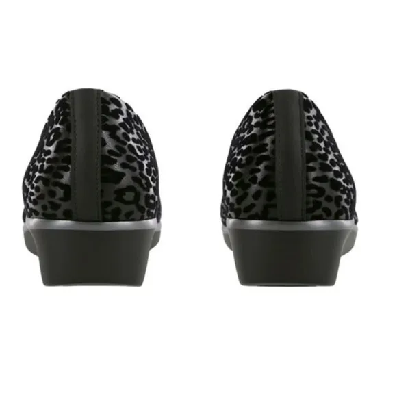 SAS Bliss Wedge Velvet Black Leopard Print Slip-On Shoes 9W