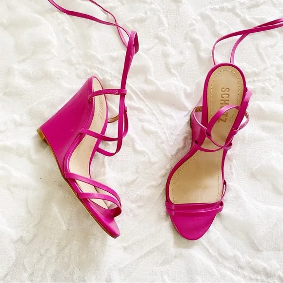 Schutz Deonne Casual Nappa LeatherSandal Size 6