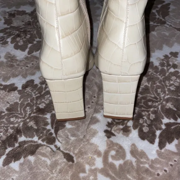Schutz heeled boots
