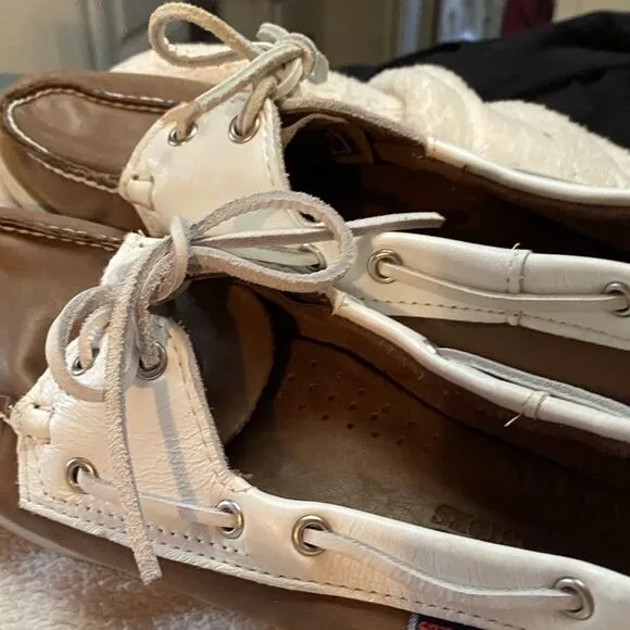 Sebago Women's Spinnaker Boat Shoe (Bronze)Size 10