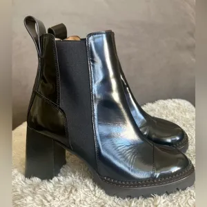 See By Chloe Mallory Lug Leather Chelsea Boots Size 38.5 Runs small US 7.5