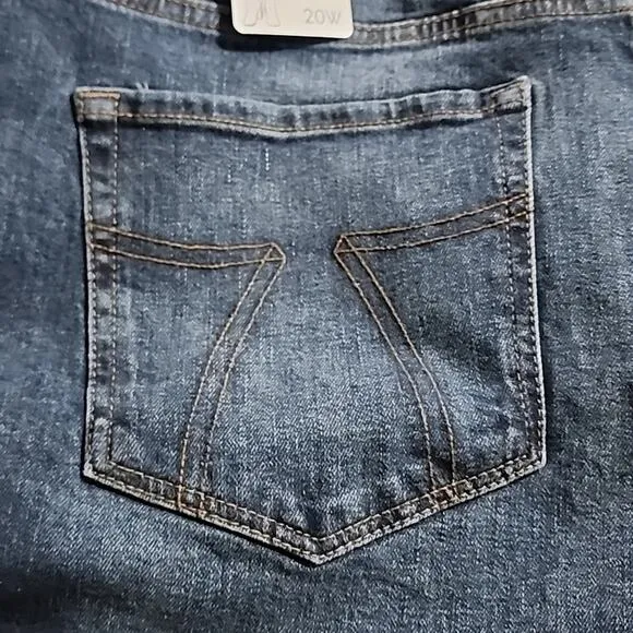SEVEN7 DARK WASH TOWER STRAIGHT HIGH RISE JEANS PLUS SIZE 20 NEW!