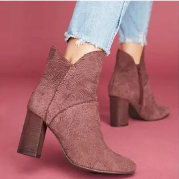 Seychelles Burgundy Tulip-Trim Prop Textured Leather Heeled Ankle Booties