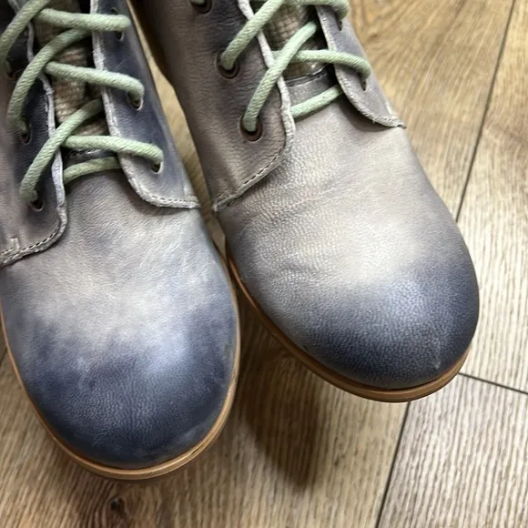 Seychelles Could Be Lace Up Mid Calf Boots in Mushroom Size 8