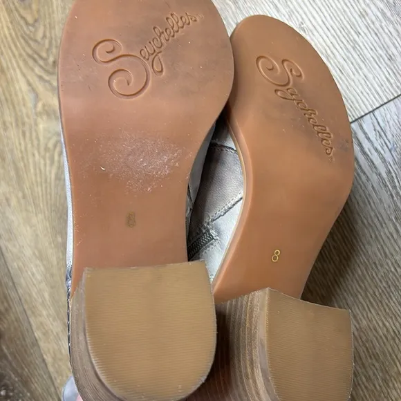 Seychelles Could Be Lace Up Mid Calf Boots in Mushroom Size 8