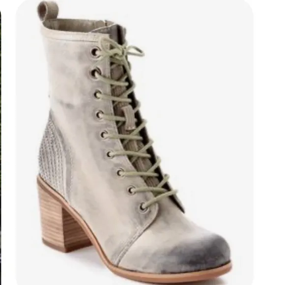 Seychelles Could Be Lace Up Mid Calf Boots in Mushroom Size 8