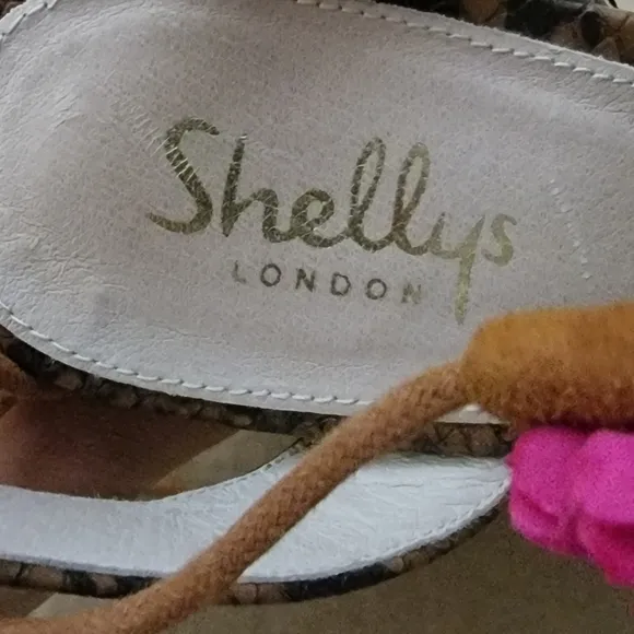 SHELLY'S LONDON Suede Espadrille Platform Wedges Floral Embellished Size 9