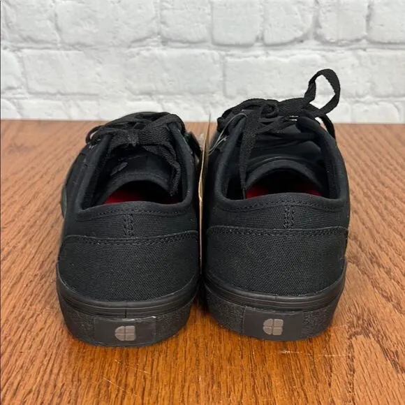 Shoes For Crews Men's Black Canvas NWT Sz 9 or wmn 10.5 for slippery work floors