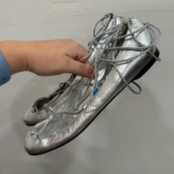 Sigerson Morrison Silver Lace-Up Ballet Flats Leather Size 7
