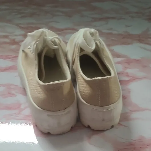 Sincerely Jules Vasco Tan Canvas Platform Sneakers Sz 6.5M