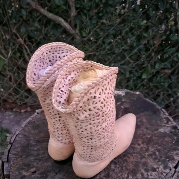 Size 8 Vintage Steve Fleming Western Style Mid Calf Boots