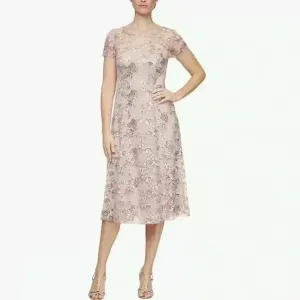SLNY Women Tea Length Cap Sleeve Illusion Neckline Embroidered Lace Dress NWT