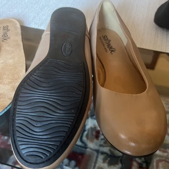 SoftWalk Sonoma Leather Ballet Flats - Women's SIZE 9.5  TAN with extra soles