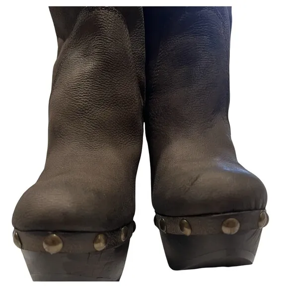Sophya Italian Women heeled Fur Boots in Grey Size 4 In US
