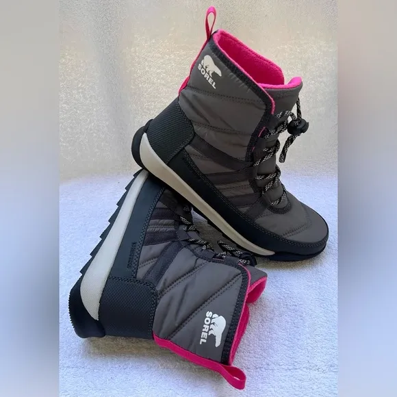 Sorel Girls &quot;Whitney II&quot; Hiker Boots In Waterproof Nylon - Grey/Pink - Sz 5