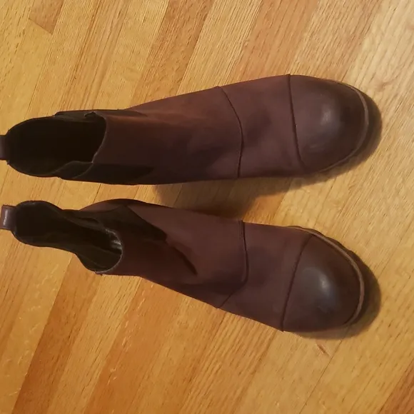 Sorel heeled boots