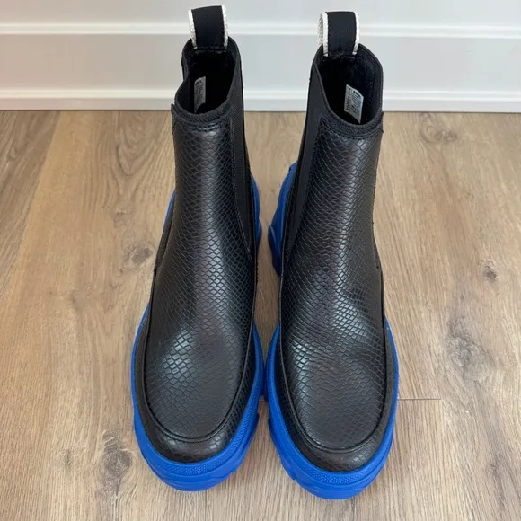 Sorel NWOT Brex Chelsea Black Leather Mid Waterproof Ankle Boots Size 6