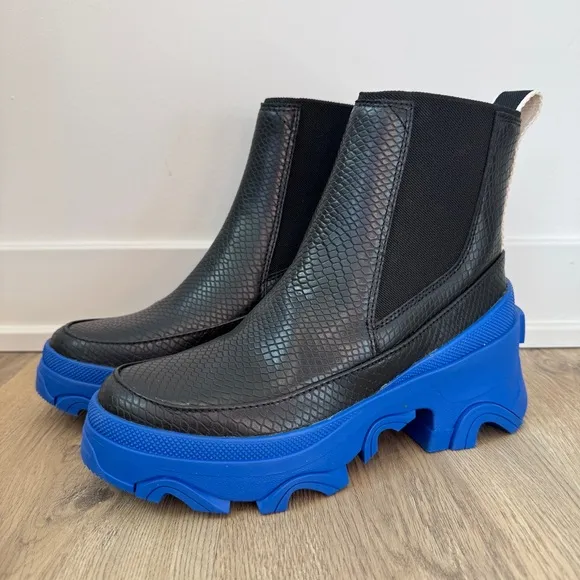 Sorel NWOT Brex Chelsea Black Leather Mid Waterproof Ankle Boots Size 6