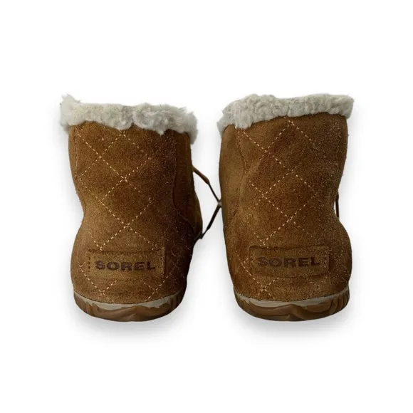 Sorel Out N About Tan Suede Leather Grey Felt Slip-On Moccasin Bootie Shoe 9.5