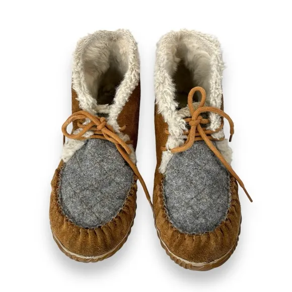 Sorel Out N About Tan Suede Leather Grey Felt Slip-On Moccasin Bootie Shoe 9.5