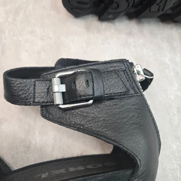 Sorel Wedge Sandals 10 Black Leather Chunky Ankle Strap Open Toe Platform Wedges