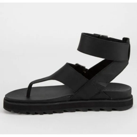 Sorel women’s size 7.5 ROAMING™ T-STRAP SANDALS