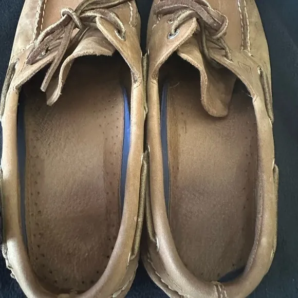 Sperry Authentic 2-Eye Boat Shoe Sahara Leather