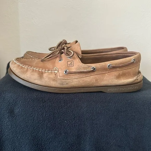 Sperry Authentic 2-Eye Boat Shoe Sahara Leather