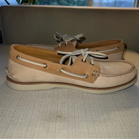 Sperry Gold Cup Men’s Size 9.5M Beige/Tan Suede Leather Boat Shoes