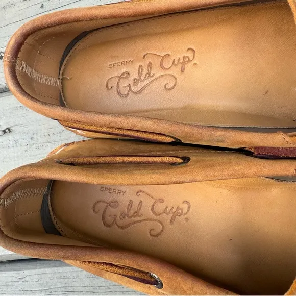 Sperry Gold Cup Original Authentic 2-Eye Boat Shoes in Medium Beige size 13 M