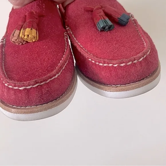 Sperry Suede Leather Boat Loafers Preppy Tassel Red Berry Color 8-8.5 women’s