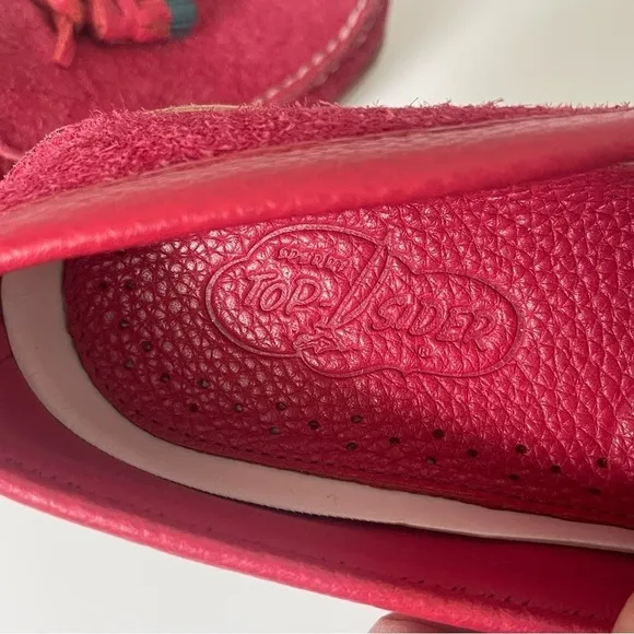 Sperry Suede Leather Boat Loafers Preppy Tassel Red Berry Color 8-8.5 women’s