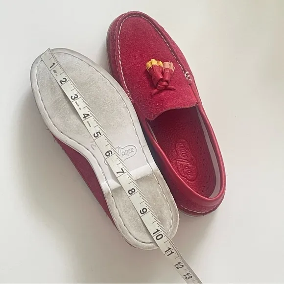 Sperry Suede Leather Boat Loafers Preppy Tassel Red Berry Color 8-8.5 women’s