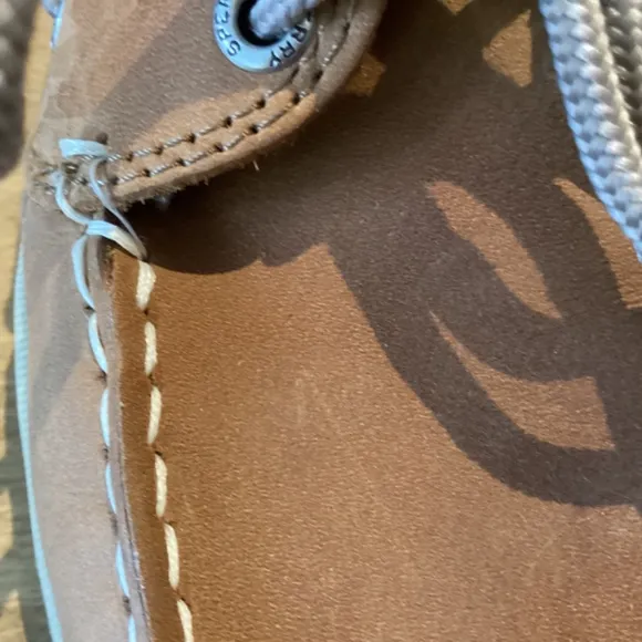 Sperry Top-Sider Intrepid Tan Boat Shoes Size 8