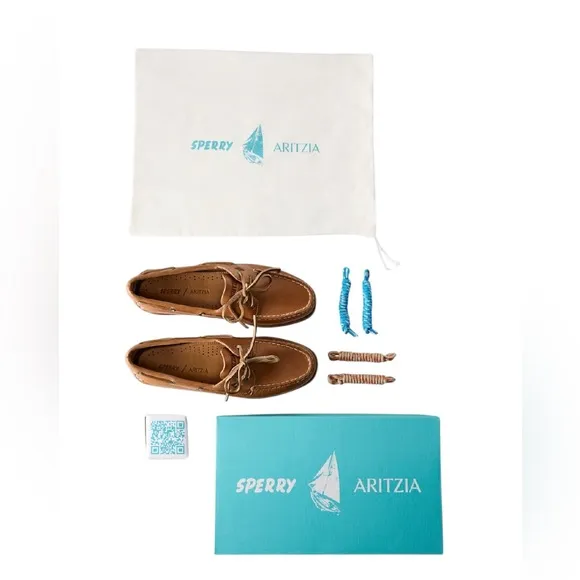 Sperry X Aritzia Authentic Original Boat Shoe in Sahara Sand in Sz 8