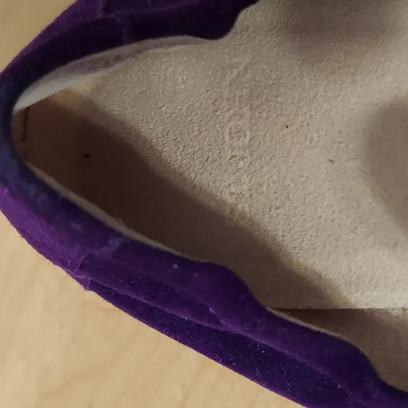 St. John Bolshoi Purple Suede Ballet Style Flats with Leather Cap Toe Size 9
