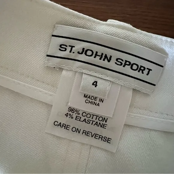 St. John Sport - White Cropped Cuffed Straight Leg Stretch Denim Capri Jeans