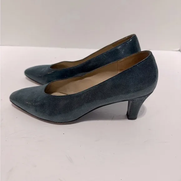 St. John Womens Heels Shoes Size 8 Textured Leather Made in Italy